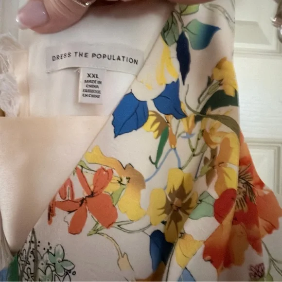 Dress the Population Alicia Floral Midi Dress - Picture 5 of 5